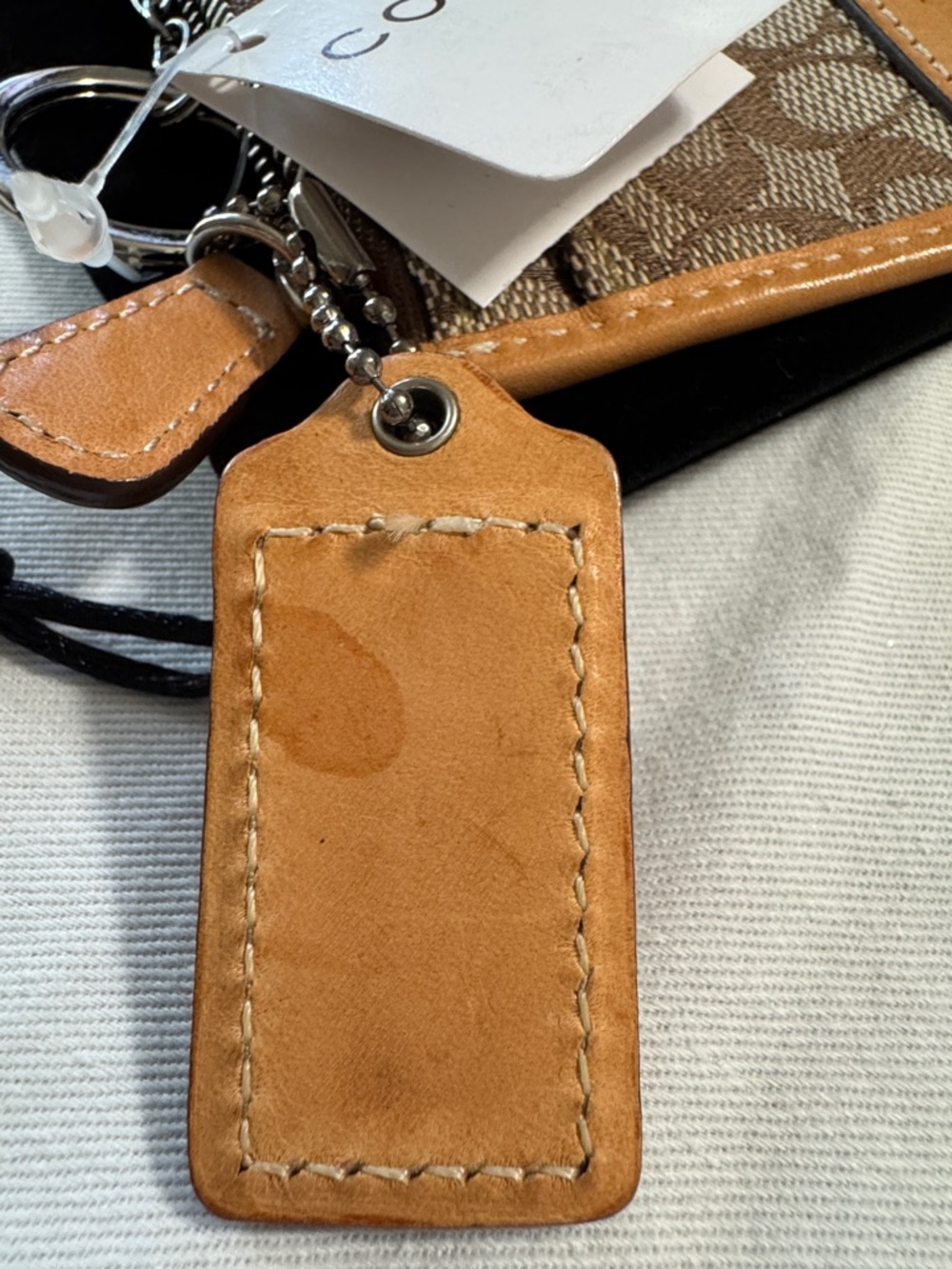 Coach Brown Signature Canvas Card Case with Tan Leather Trim and Key Ring NWT - Picture 10 of 10
